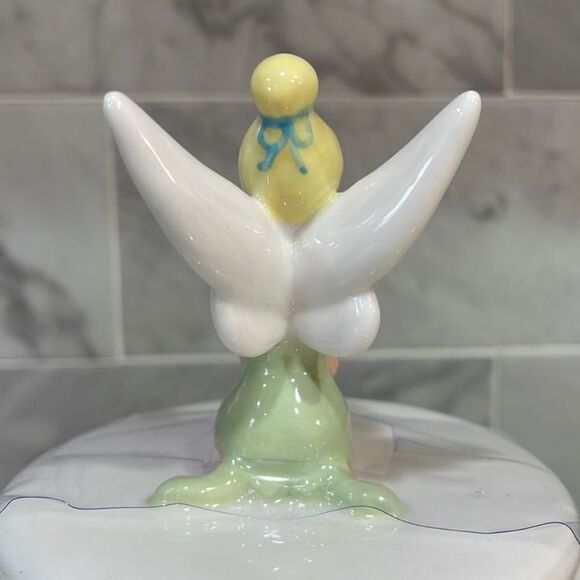 NWT Gorgeous 3D Rae Dunn Disney Mug White Ceramic Tinkerbell Tinker Bell - Picture 4 of 12